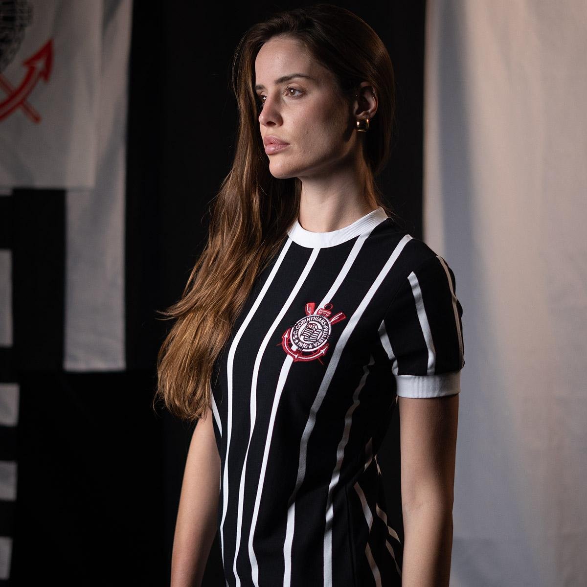 Camisa Retrô Corinthians Democracia 1982 Feminina S/N