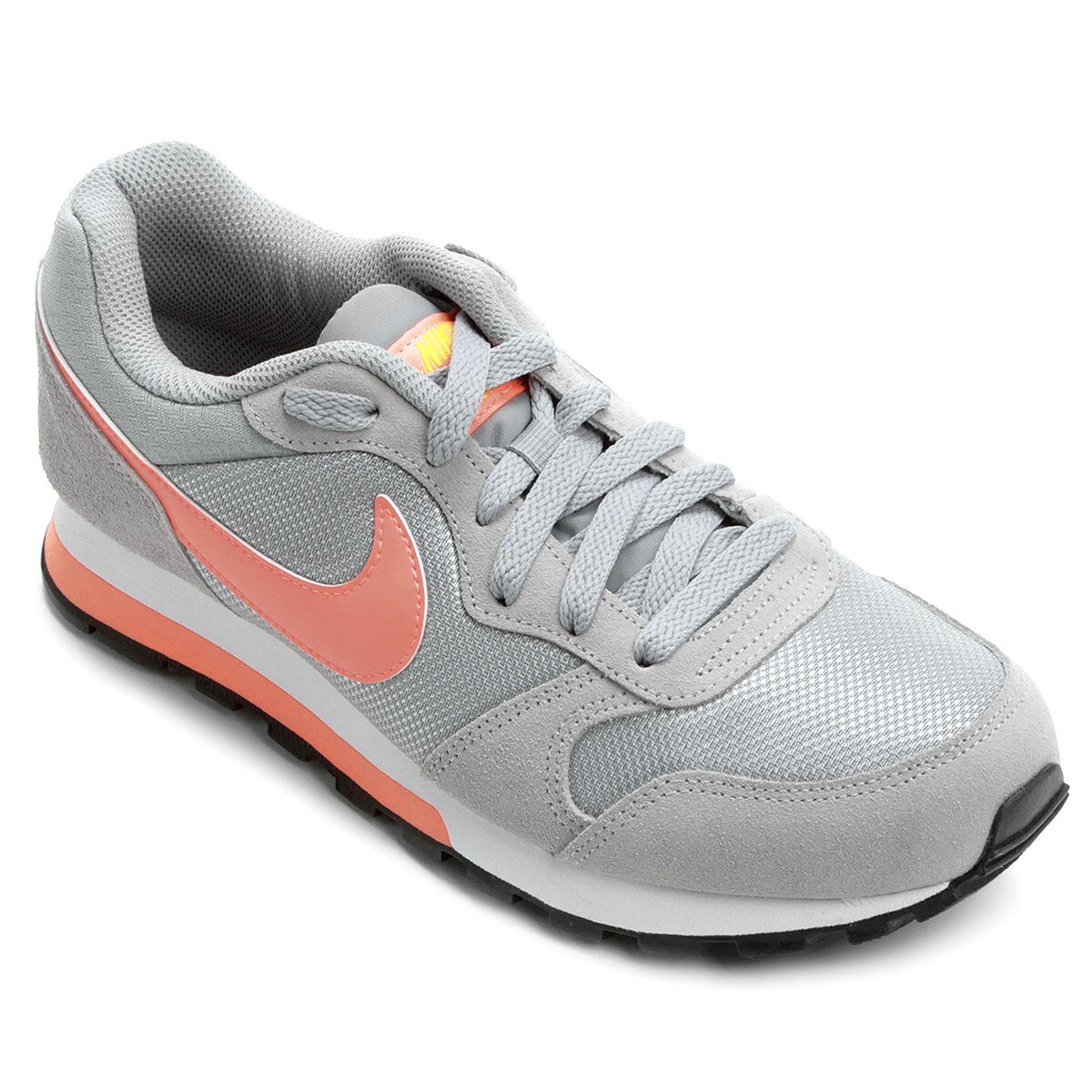 nike md runner 37