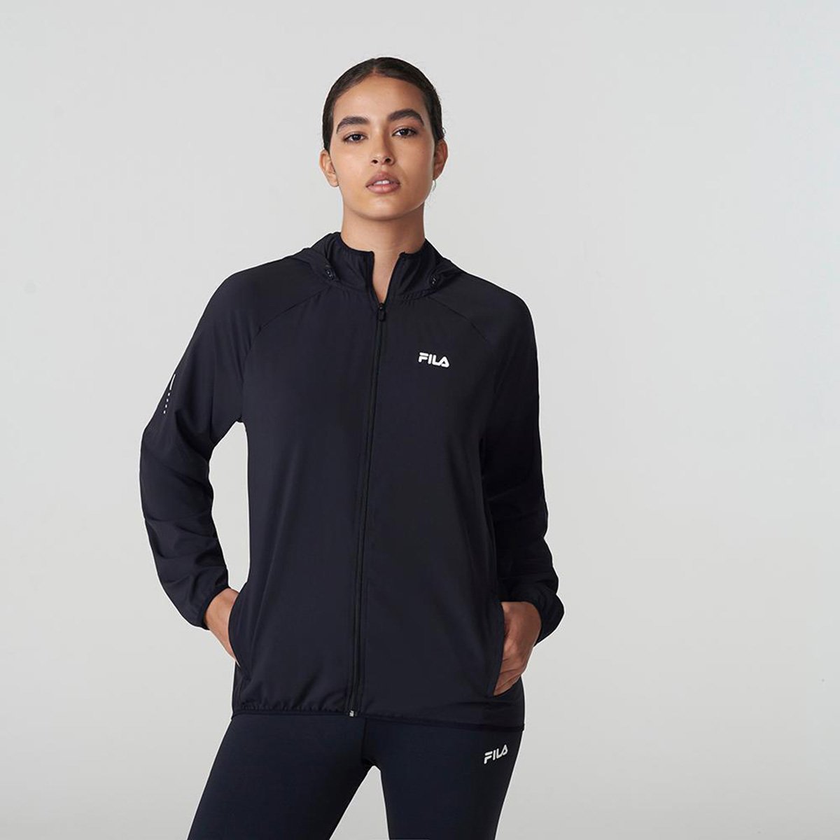 Jaqueta Corta Vento Fila Running Blast Pro Feminina