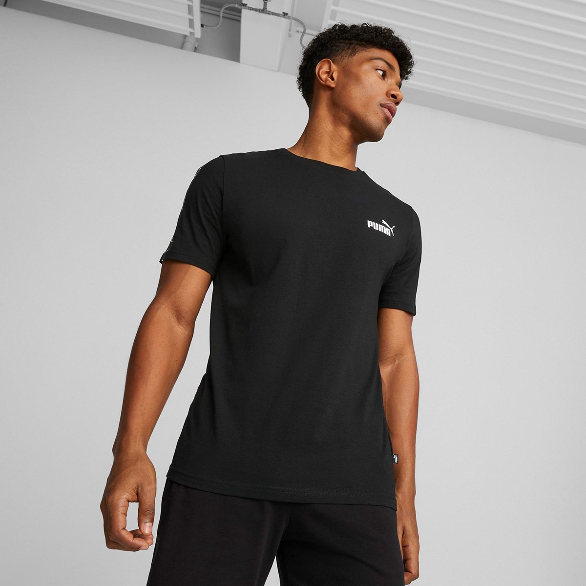 Camiseta Puma Ess + Tape Unissex - Tam: P - 2