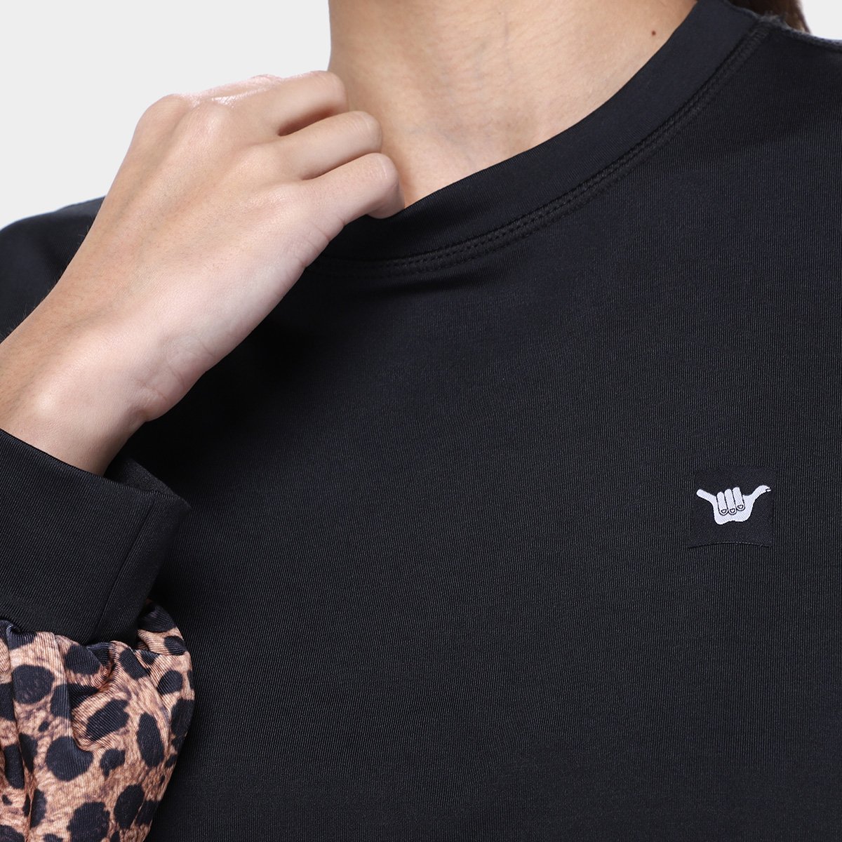 Blusa Hang Loose Manga Recortada Feminina - Tam: P - 2