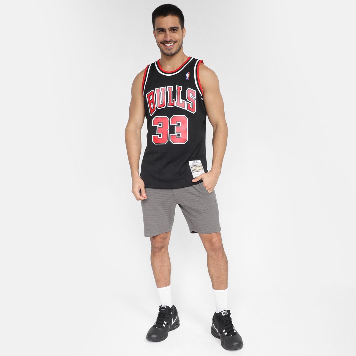 Regata Chicago Bulls Scottie Pippen Mitchell & Ness Alternate Masculina - Tam: G4 - 3