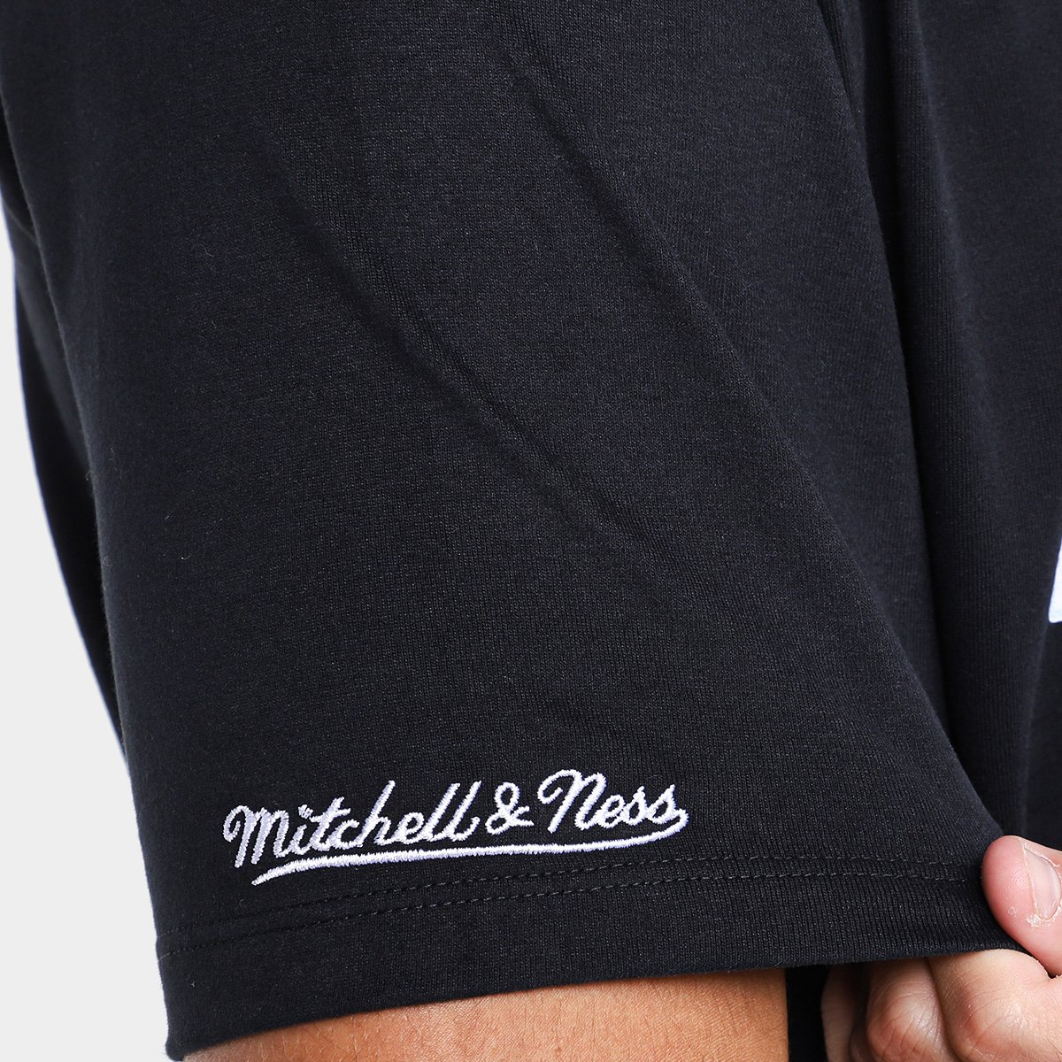 Camiseta Mitchell & Ness Charlotte Hornets Johnson Masculina - Tam: P - 2