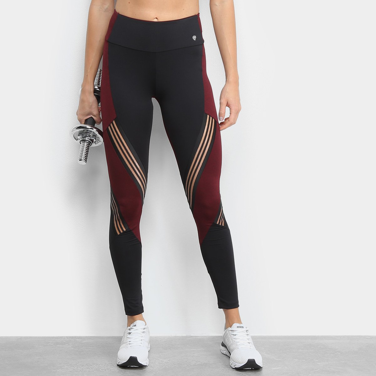 legging com recorte em tule