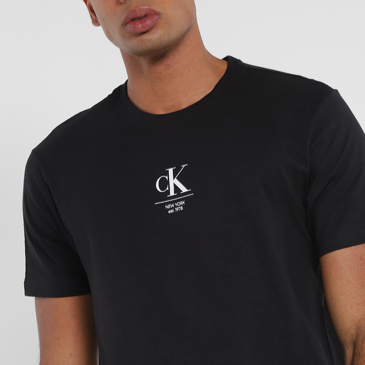 Camiseta Calvin Klein CKJ New York Masculina - Tam: GG - 2