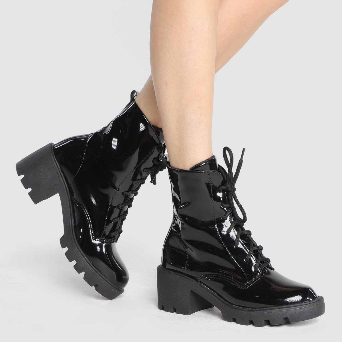 Bota Coturno Cano Curto Look Fashion Verniz Tratorada Feminina - Tam: 35 - 1