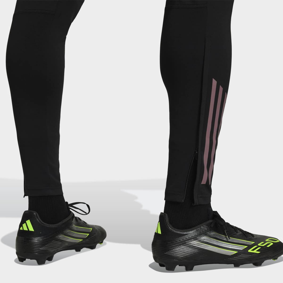 Calça Real Madrid 26/27 Treino Adidas Masculino - Tam: M - 3