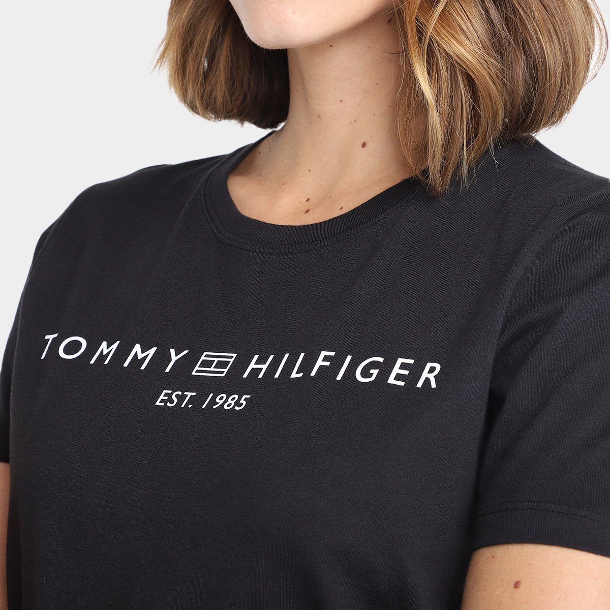 Camiseta Tommy Hilfiger Reg Corp Logo Feminina - Tam: P - 2