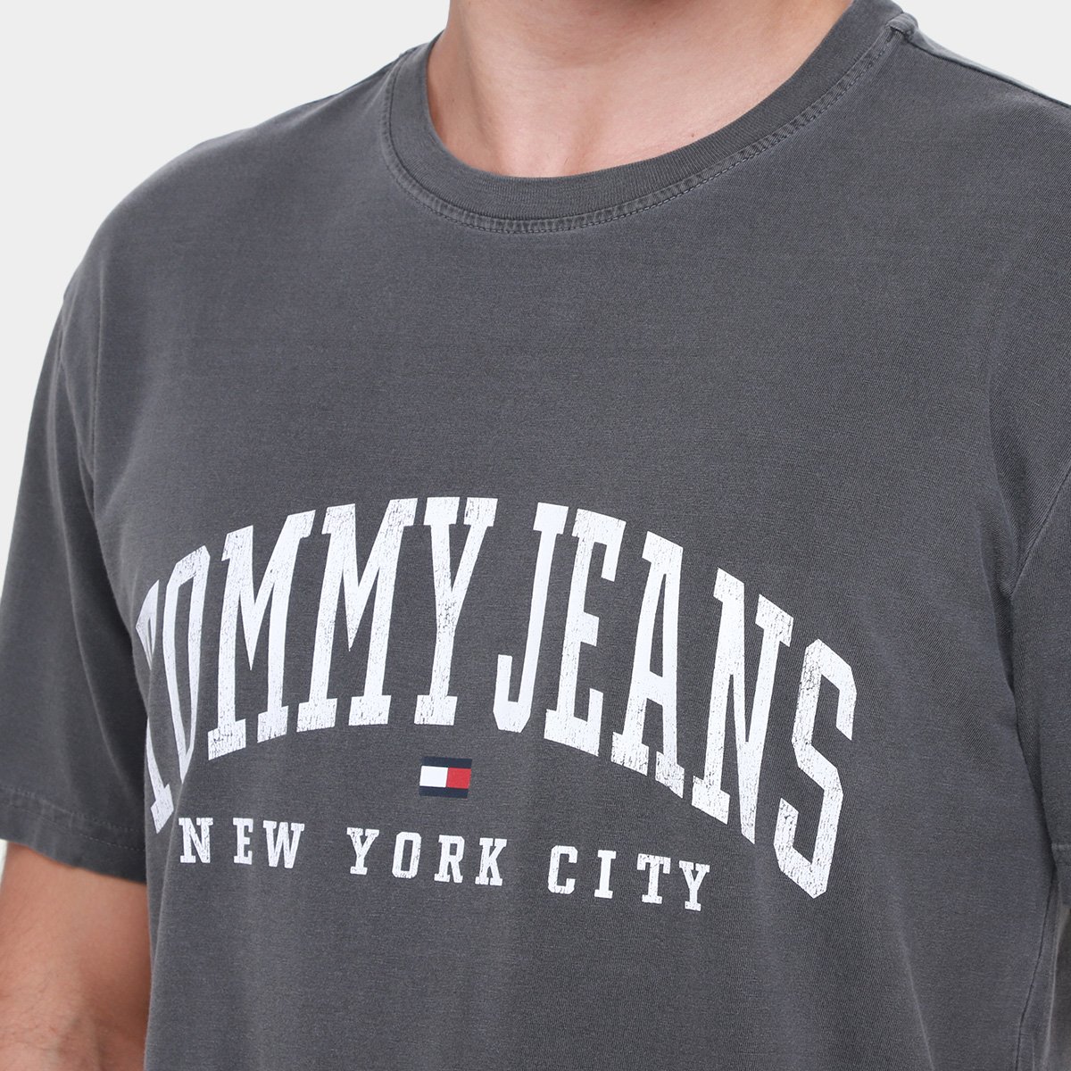 Camiseta Tommy Jeans Varsity Masculina - Tam: M - 2