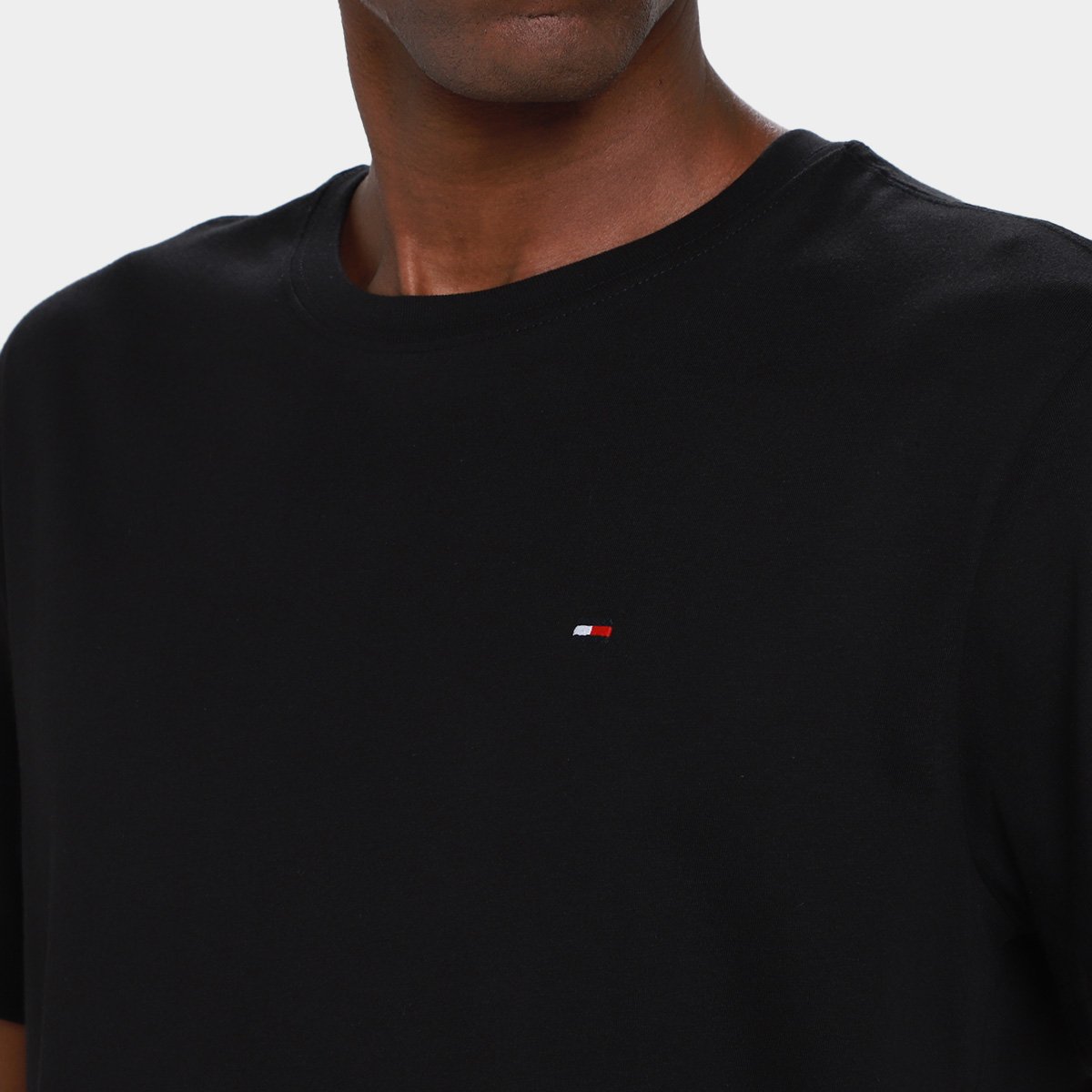 Camiseta Tommy Hilfiger Essential Masculina - Tam: P - 2