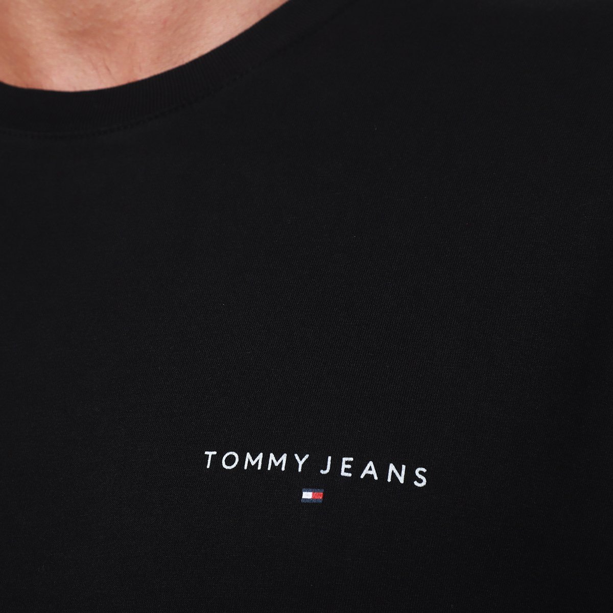 Camiseta Tommy Jeans Linear Chest Masculina - Tam: GG - 2