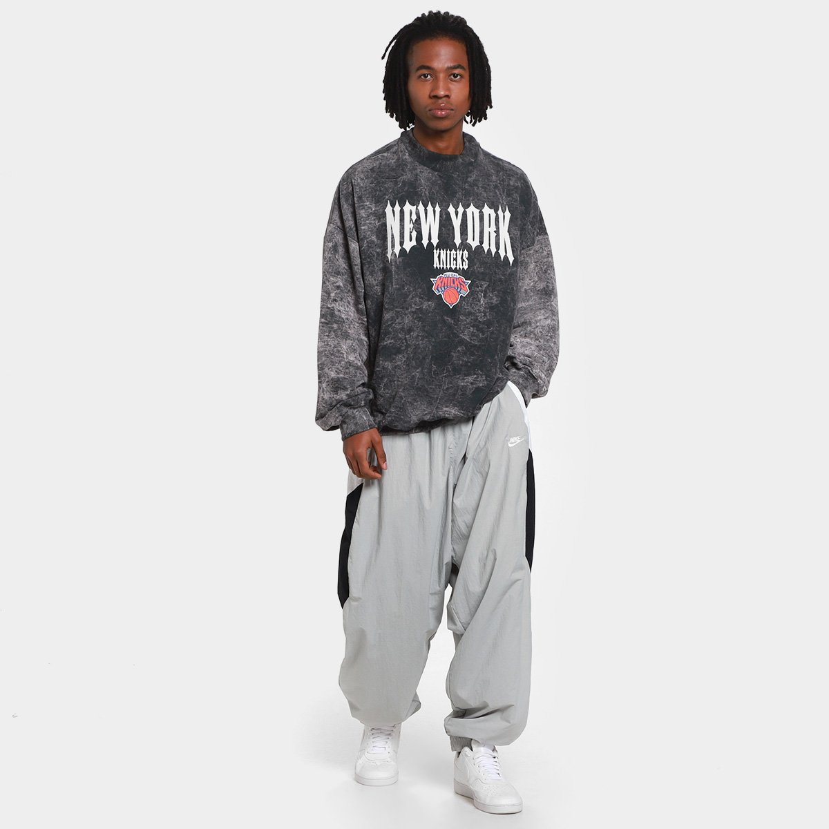 Moletom NBA New York Knicks Gothic Team Masculino - Tam: P - 4
