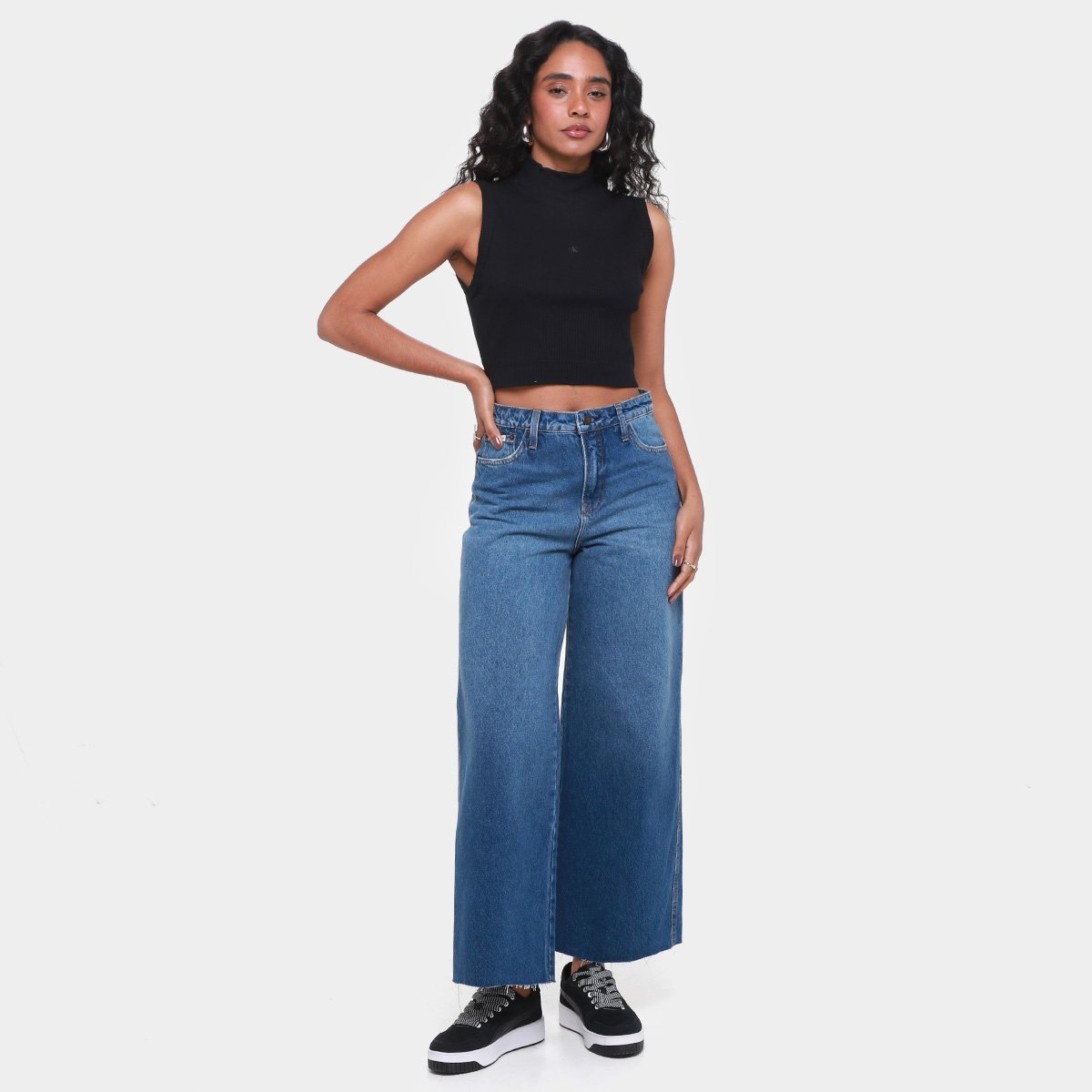 Camiseta Calvin Klein Feminina - Tam: G - 3
