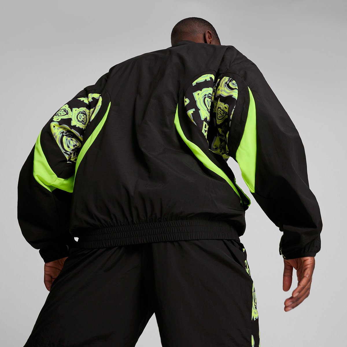 Jaqueta Borussia Dortmund 24/25 Puma Masculina - Tam: P - 1