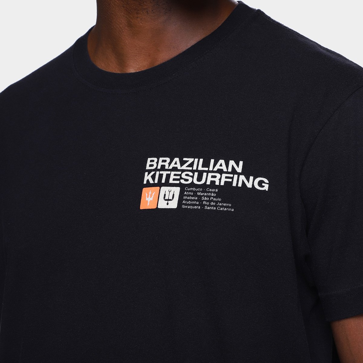 Camiseta Osklen Vintage Brazilian Kitesurfing Masculina - Tam: M - 2