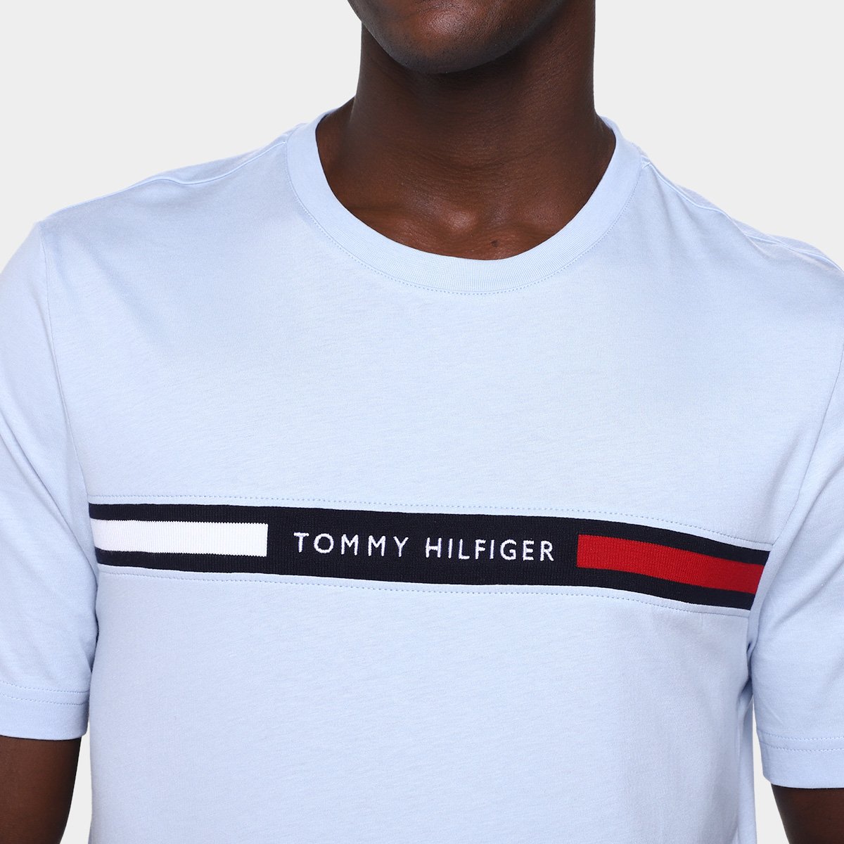 Camiseta Tommy Hilfiger Chest Insert Masculina - Tam: P - 2