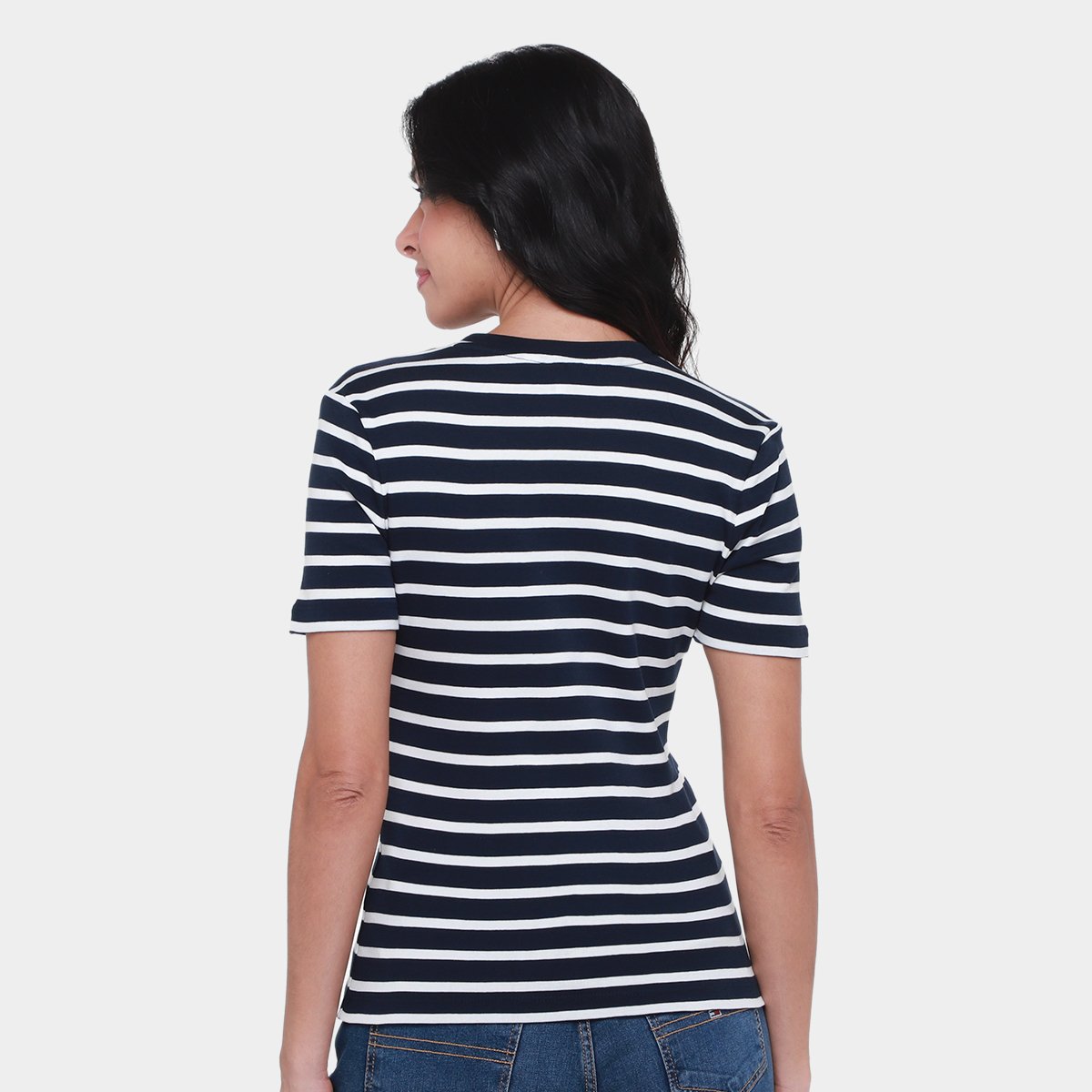 Camiseta Tommy Hilfiger New Slim Cody  Feminina - Tam: M - 1