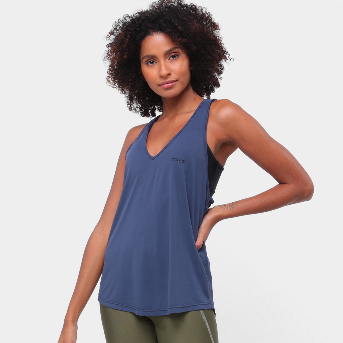 Regata Colcci Básica Feminina