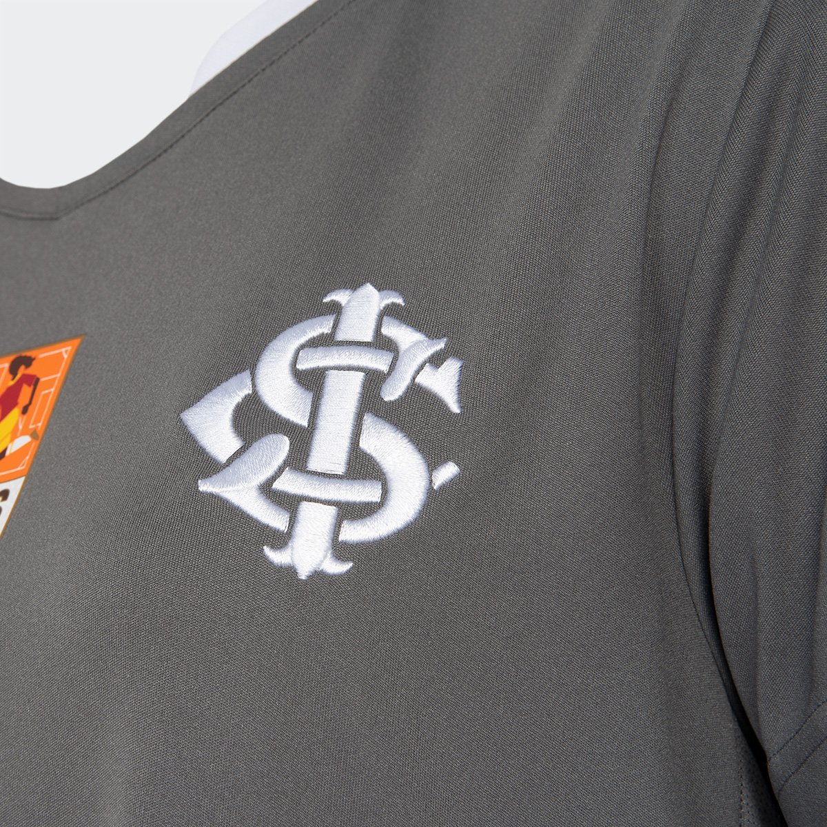 Camisa Internacional 30 Anos da Copa Adidas Feminina - Tam: P - 2