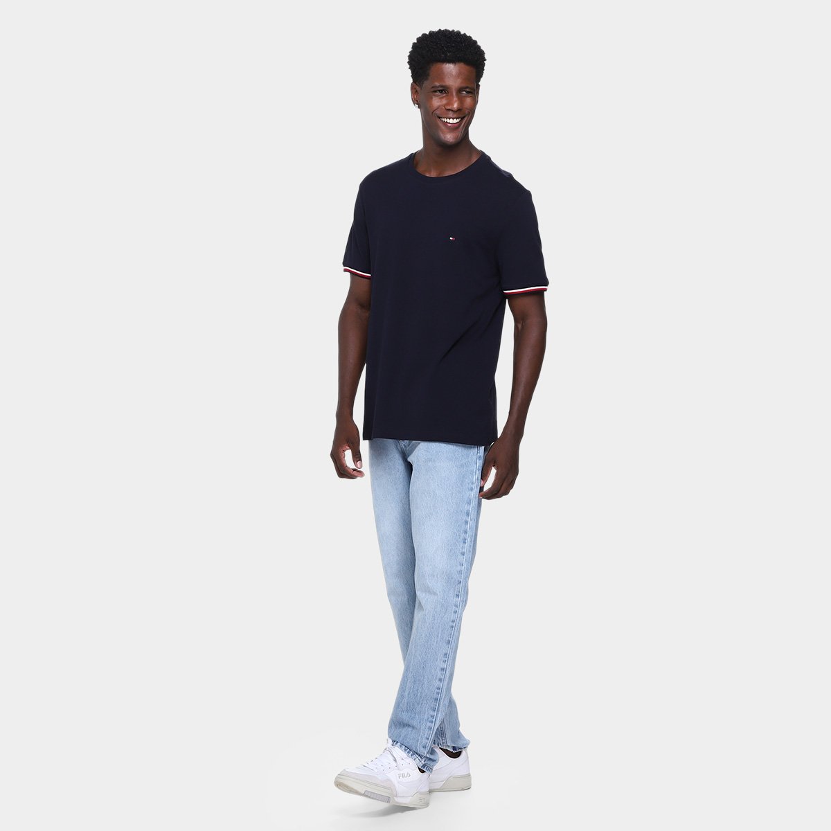 Camiseta Tommy Hilfiger Global Stripe Cuff Masculina - Tam: G - 3
