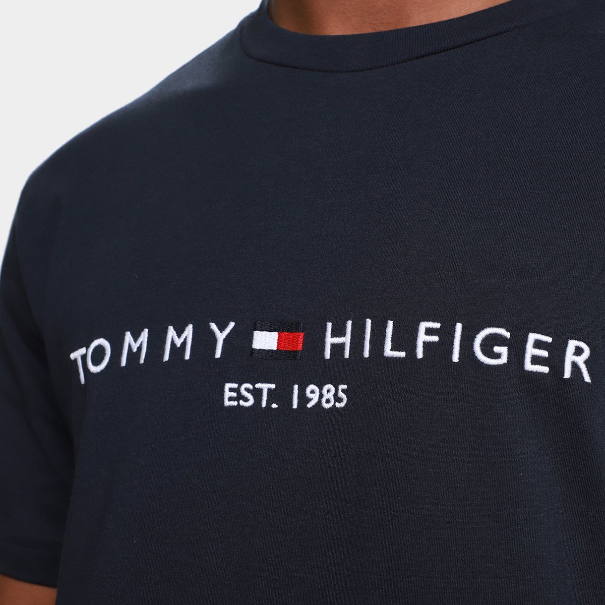 Camiseta Tommy Hilfiger IM Core Masculina - Tam: P - 2