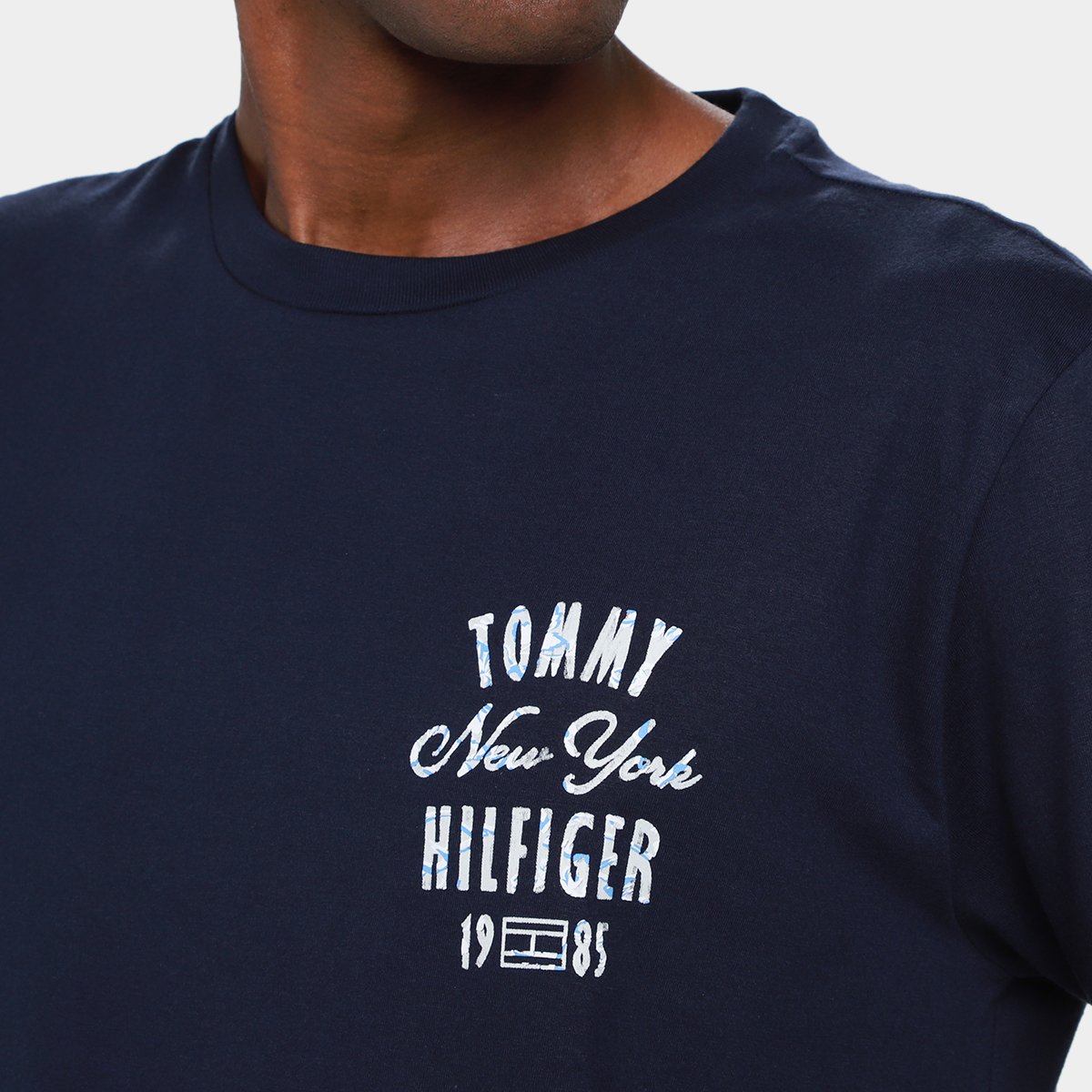 Camiseta Tommy Hilfiger Masculina - Tam: P - 2