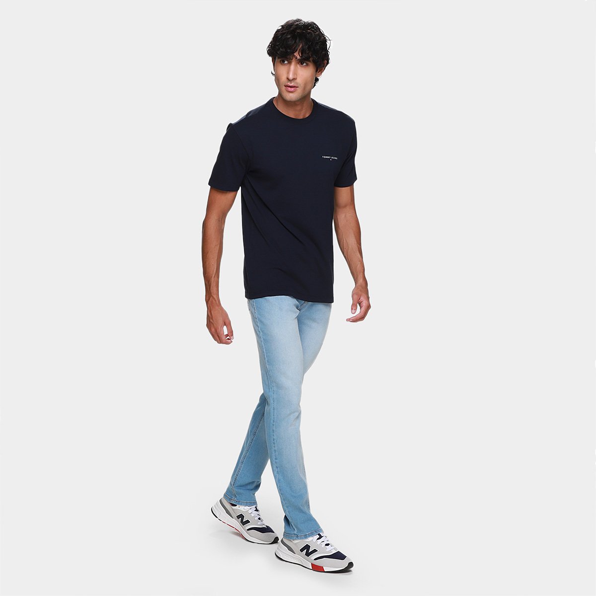 Camiseta Tommy Jeans Linear Chest Masculina - Tam: M - 3