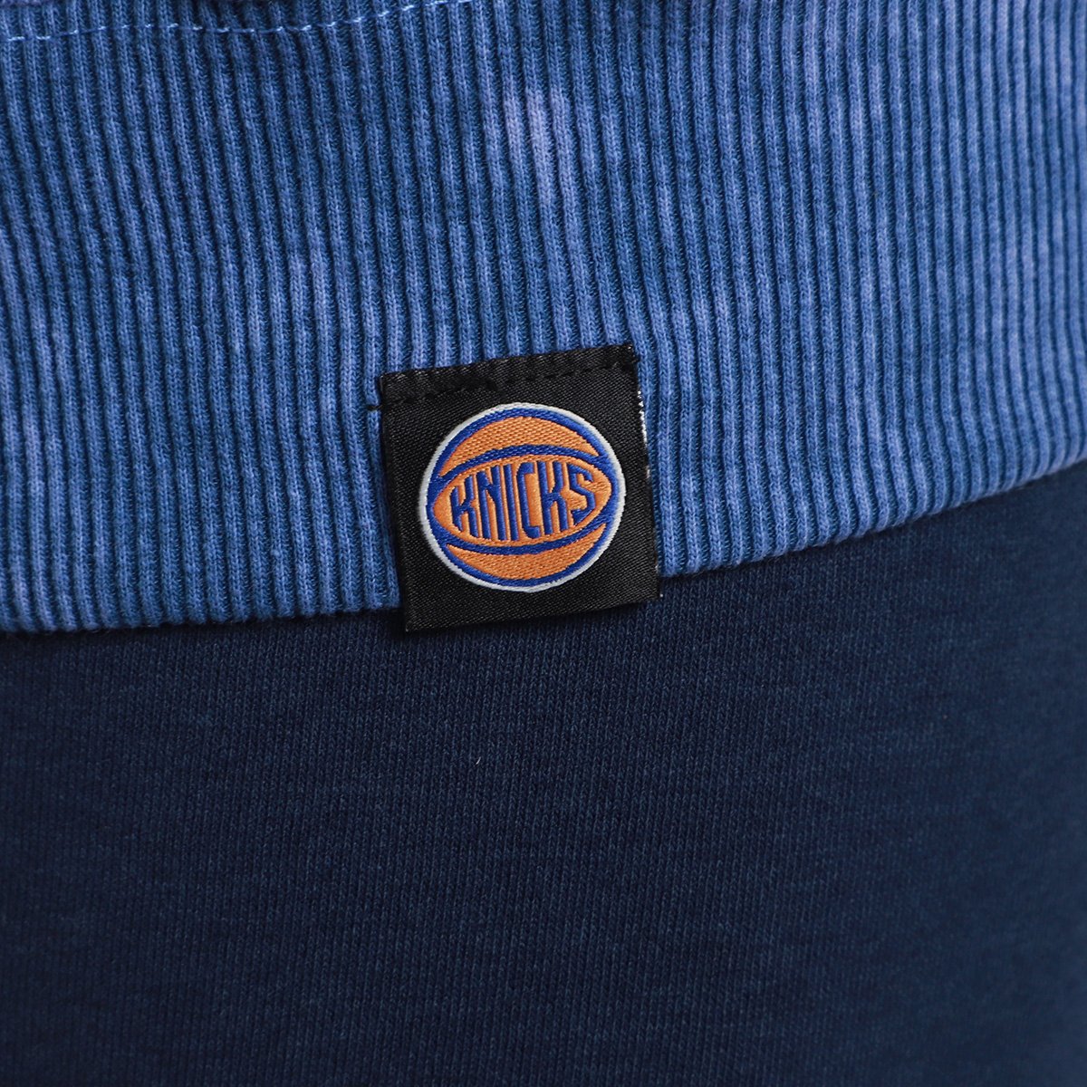 Moletom NBA New York Knicks Gothic Team Masculino - Tam: P - 3