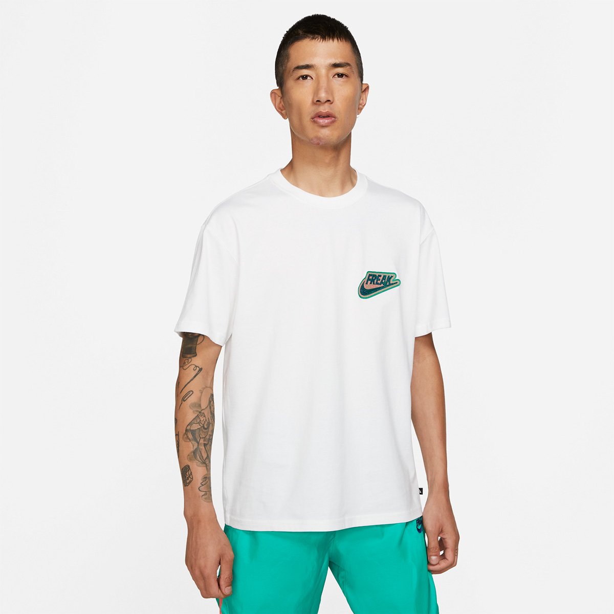 Camiseta NBA Giannis Antetokounmpo Nike Freak Prem Masculina