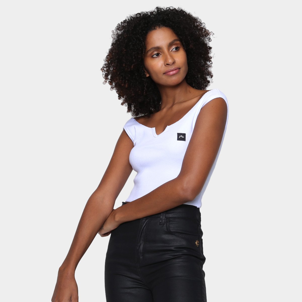 Regata Rusty Cropped Decote V Feminina