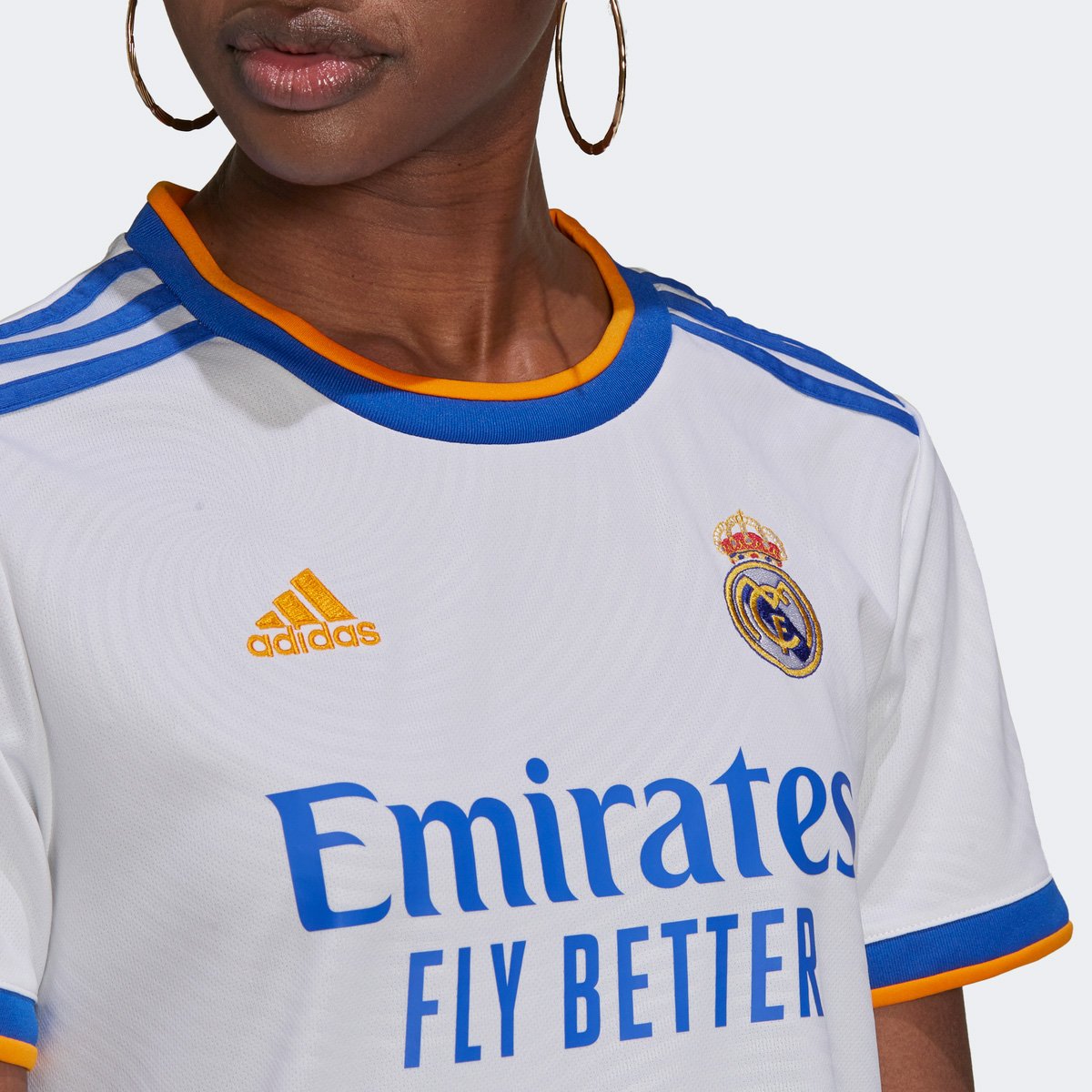 Camisa Real Madrid Home 21/22 s/n° Torcedor Adidas Feminina - Tam: M - 4