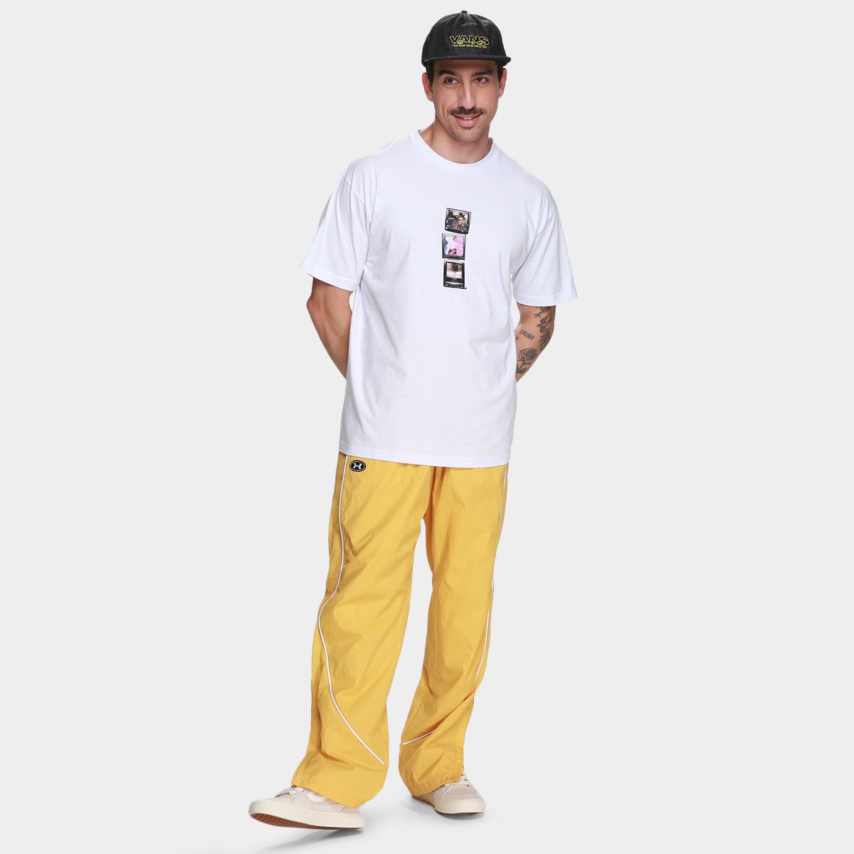 Camiseta Vans Vee Tv Masculina - Tam: P - 3