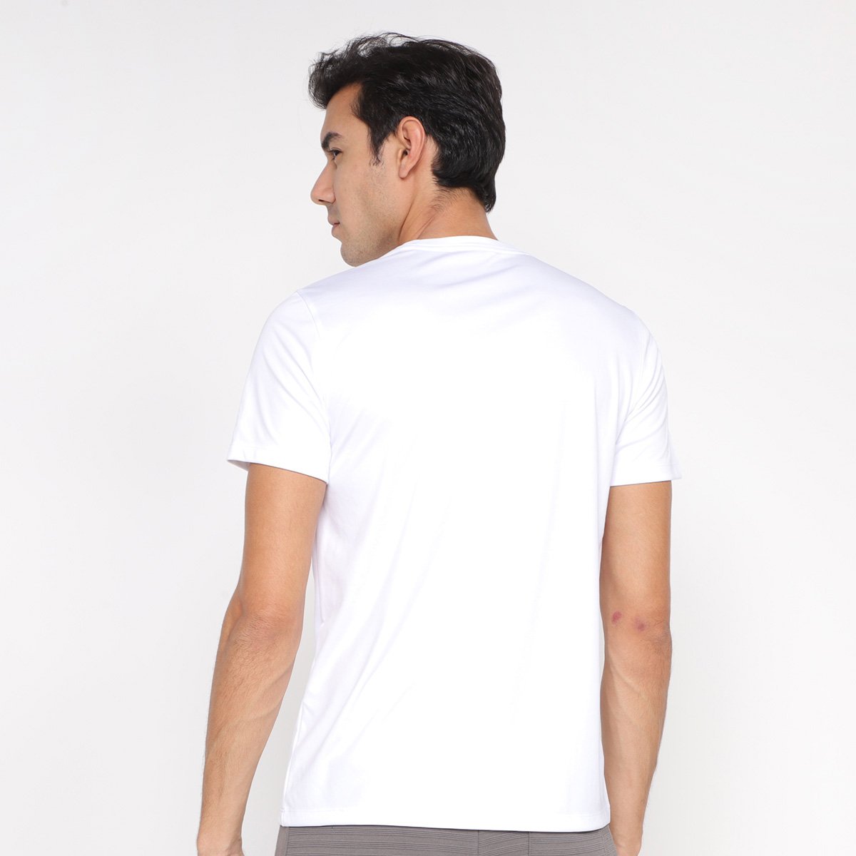Camiseta Lacoste Treino Logo Masculina - Tam: EGG - 1