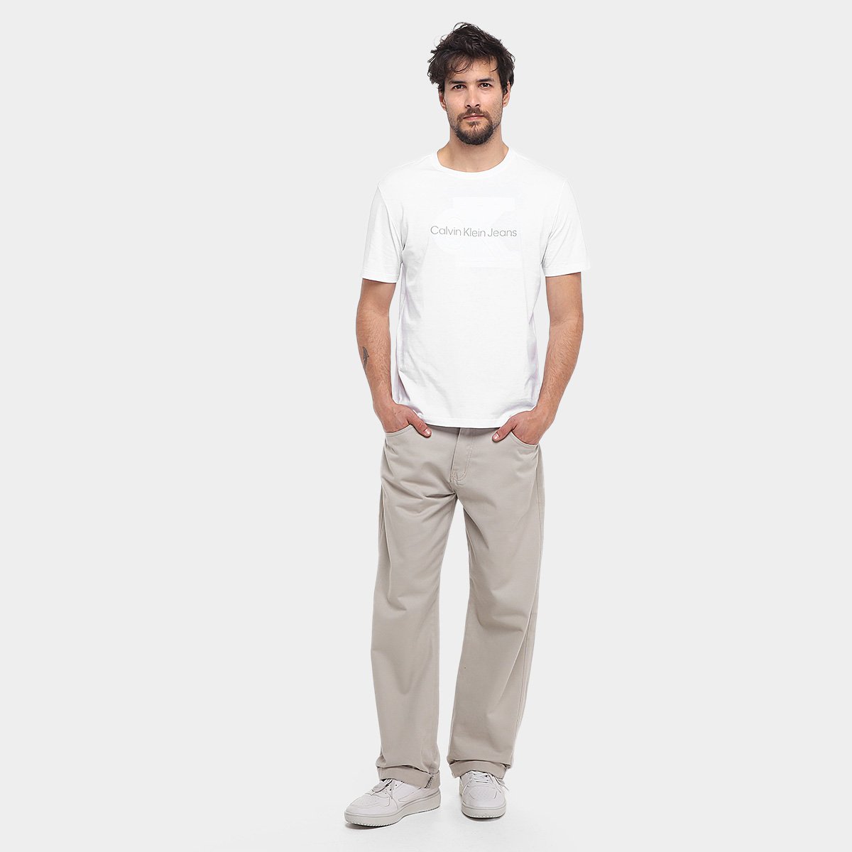 Camiseta Calvin Klein Embossed Masculina - Tam: P - 3