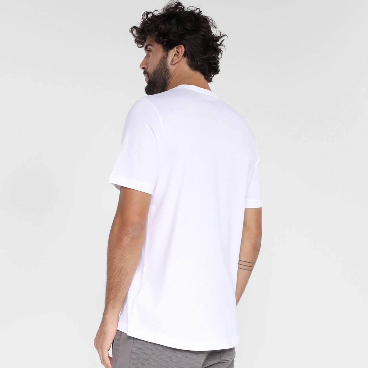 Camiseta Real Madrid DNA Adidas Masculina - Tam: G - 1