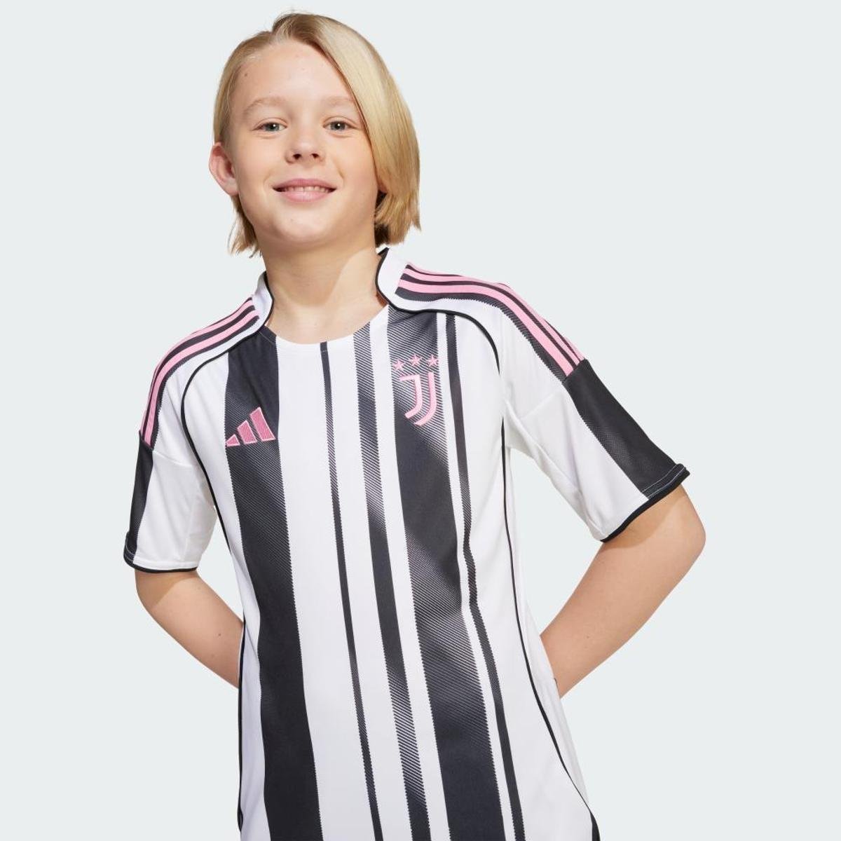 Camisa Infantil Juventus Home 25/26 s/n Torcedor Adidas - Tam: 7/8A - 4