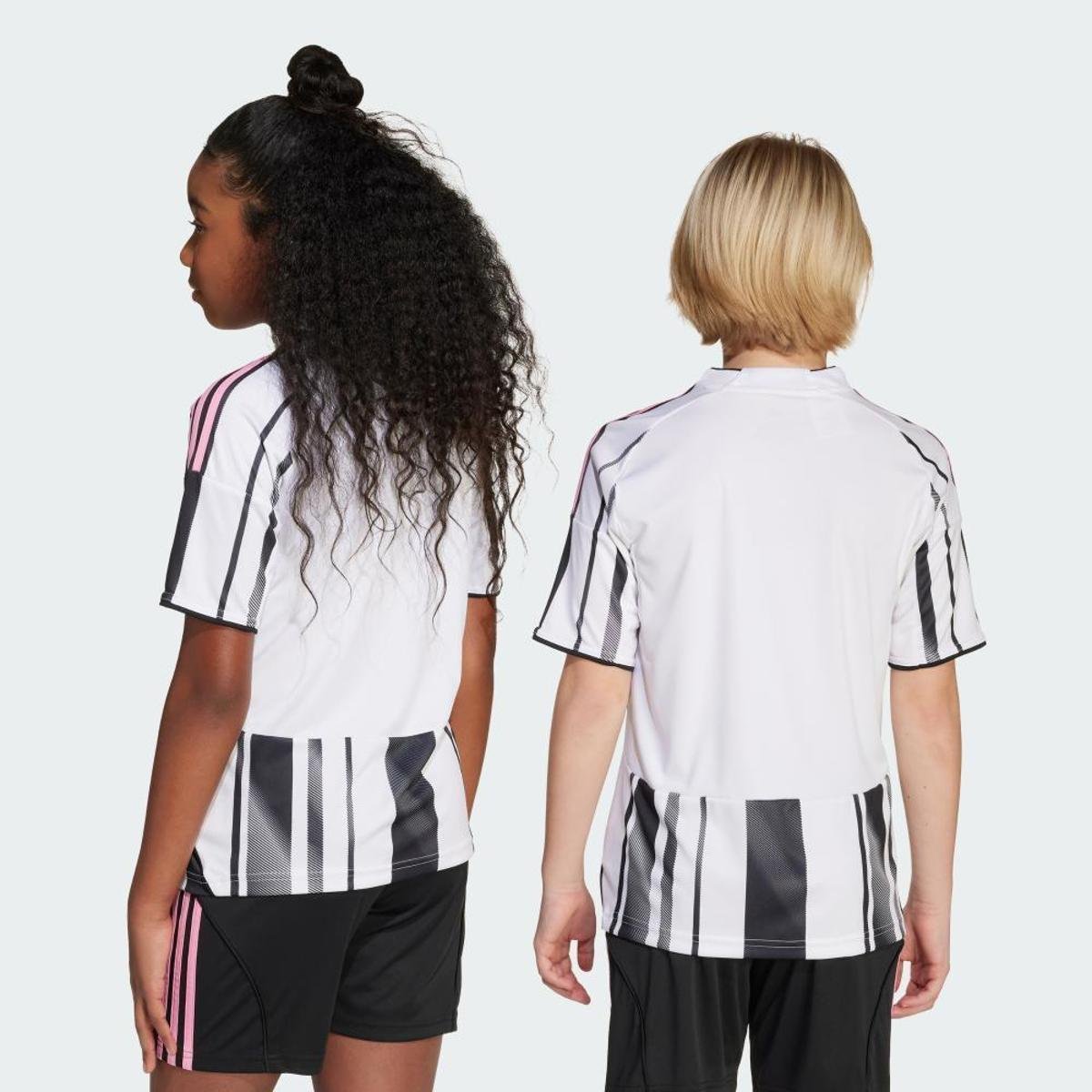Camisa Infantil Juventus Home 25/26 s/n Torcedor Adidas - Tam: 7/8A - 5