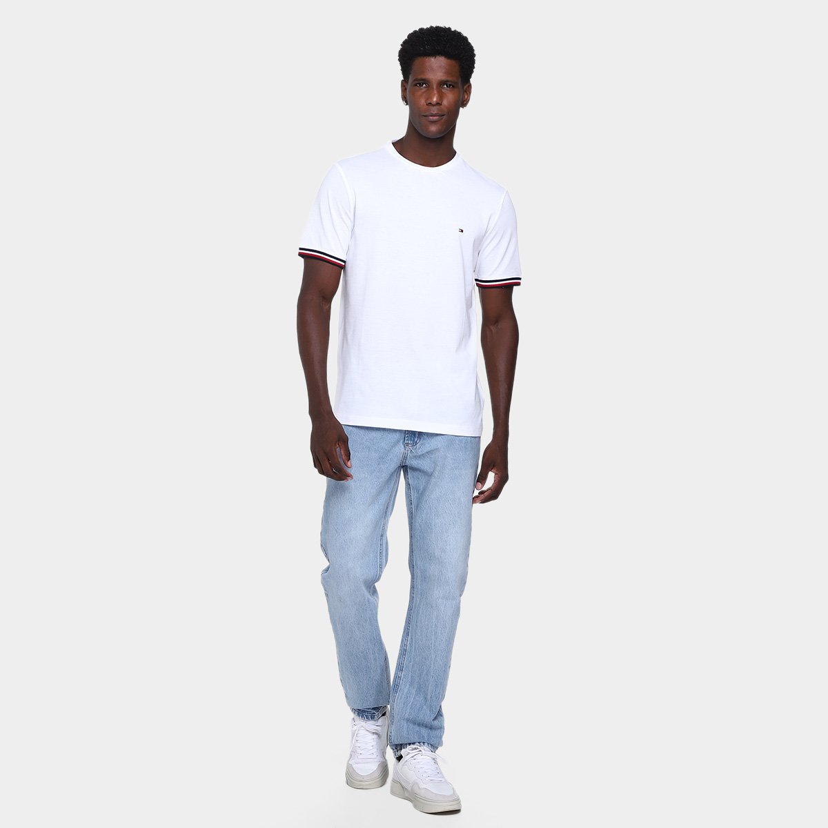 Camiseta Tommy Hilfiger Global Stripe Cuff Masculina - Tam: M - 3