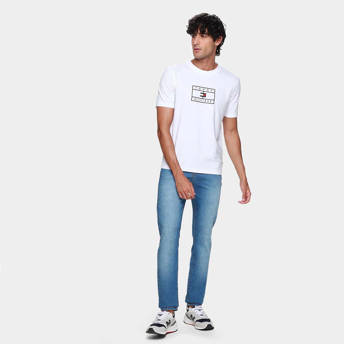 Camiseta Tommy Hilfiger Graphic Masculina - Tam: P - 4
