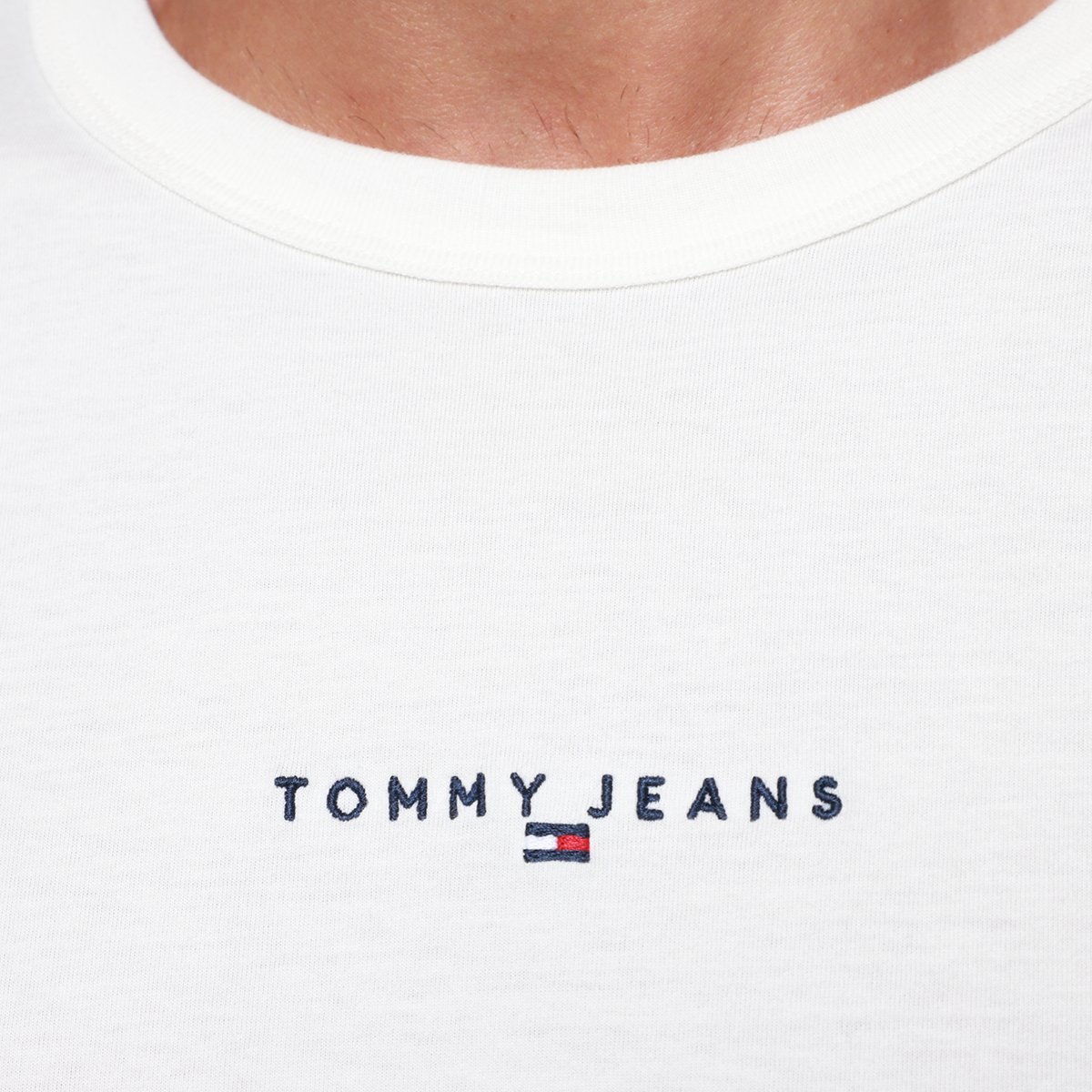 Camiseta Tommy Jeans Linear  Masculina - Tam: P - 2