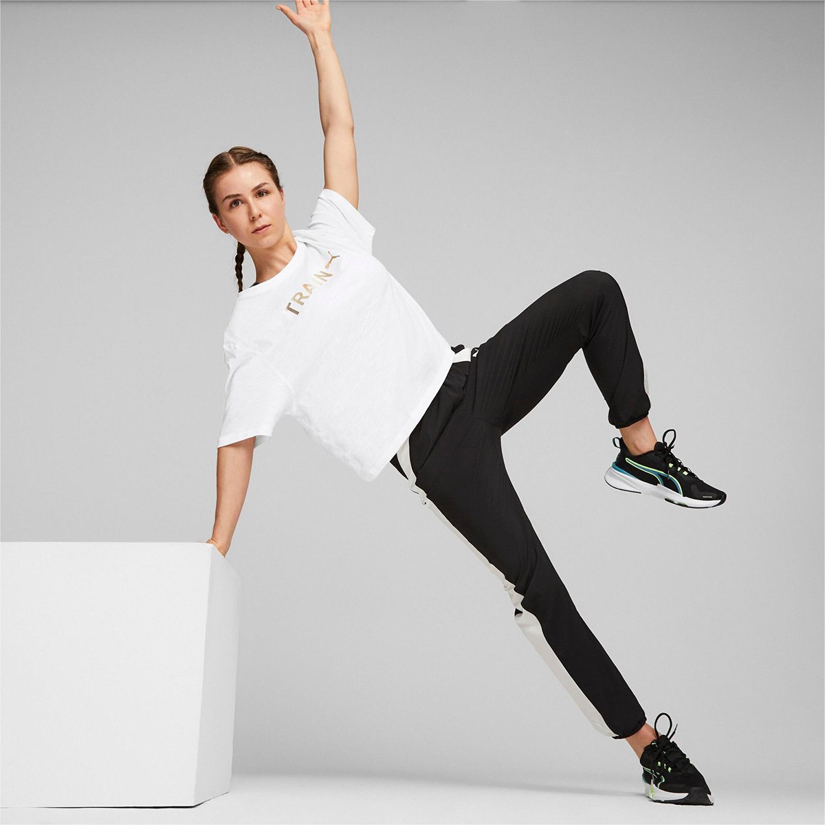 Camiseta Cropped Puma Graphic Boxy Train Feminina - Tam: G - 1