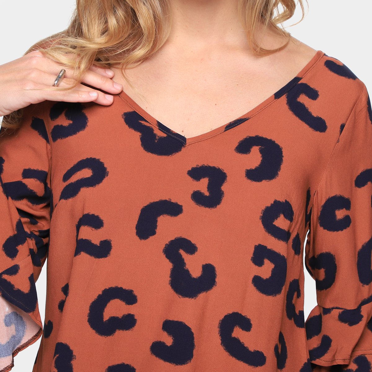 Blusa Mercatto Onça Babados Feminina - Tam: P - 2