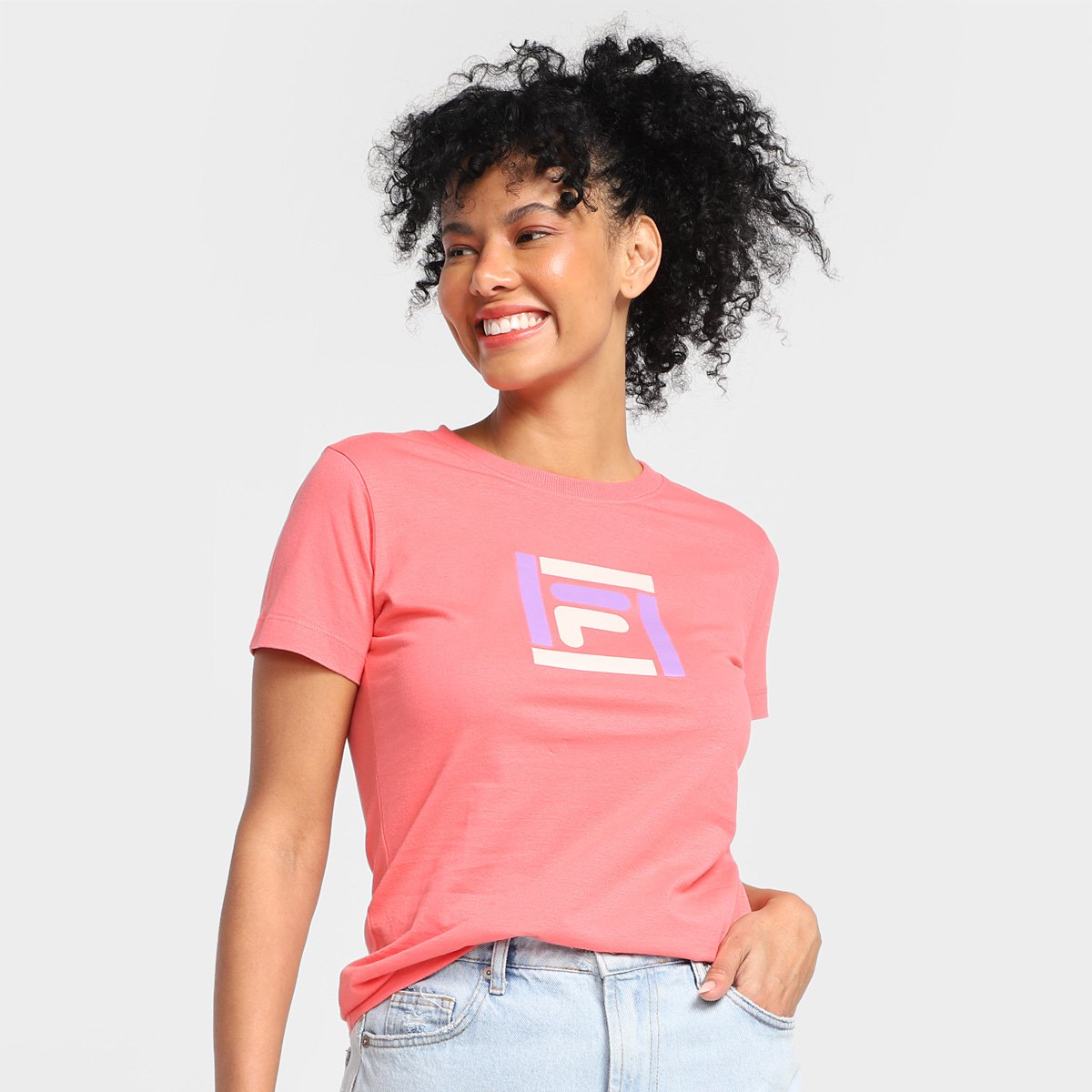 camiseta adidas logo vazado floral feminina