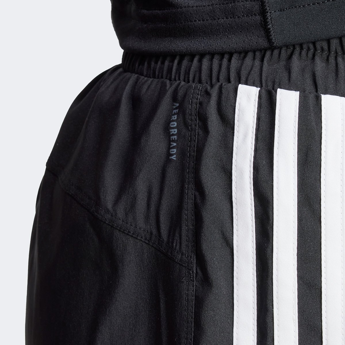 Short Adidas Pacer 3 Listras Feminino - Tam: P - 3