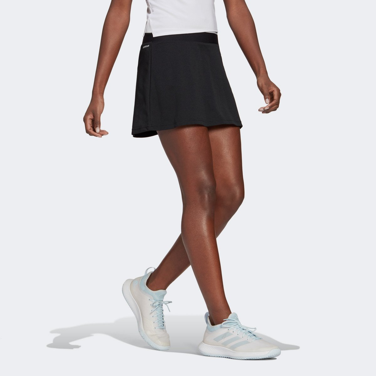 Saia Adidas Club Tennis C/ Bermuda Interna - Tam: P - 2