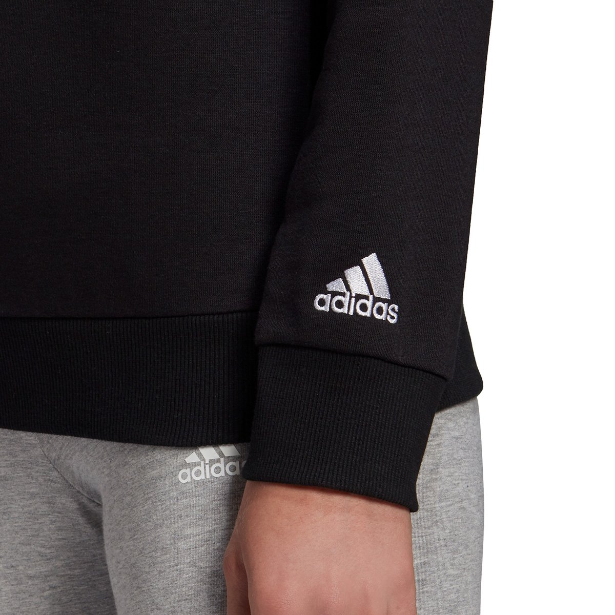 Moletom Adidas Essentials Linear Feminino - Tam: M - 3