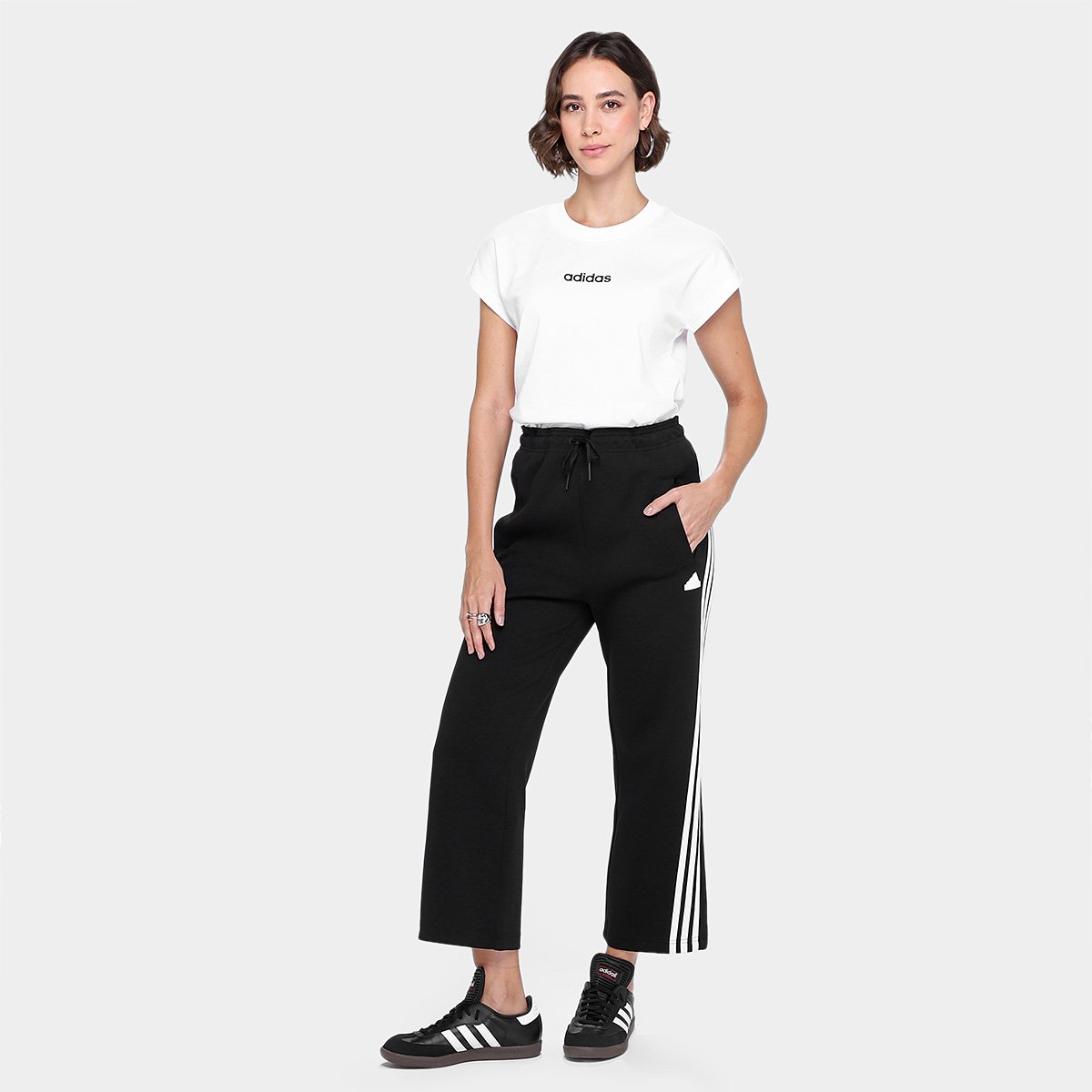 Camiseta Adidas Logo Linear Feminina - Tam: P - 3