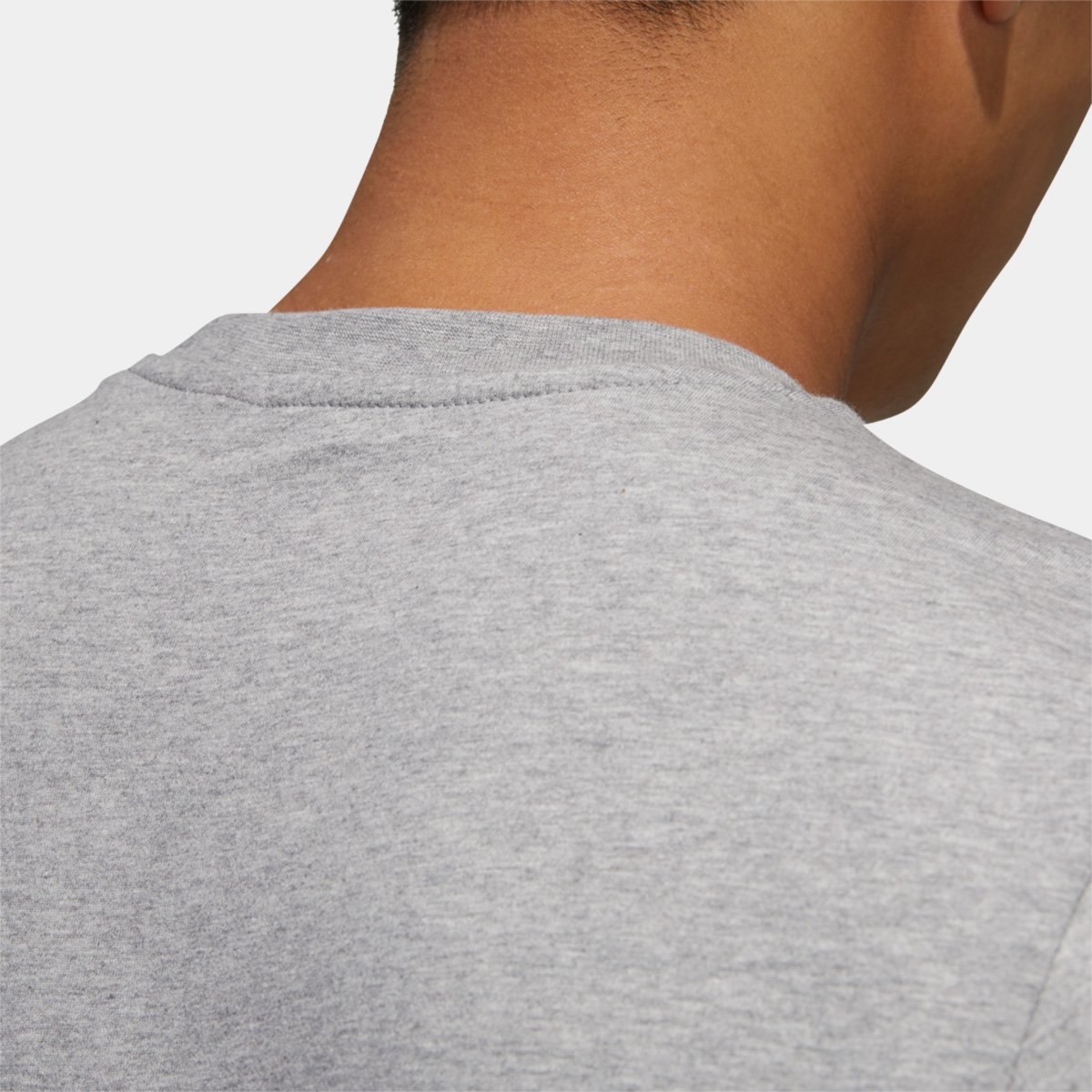 Camiseta Adidas GLB Masculina - Tam: P - 4
