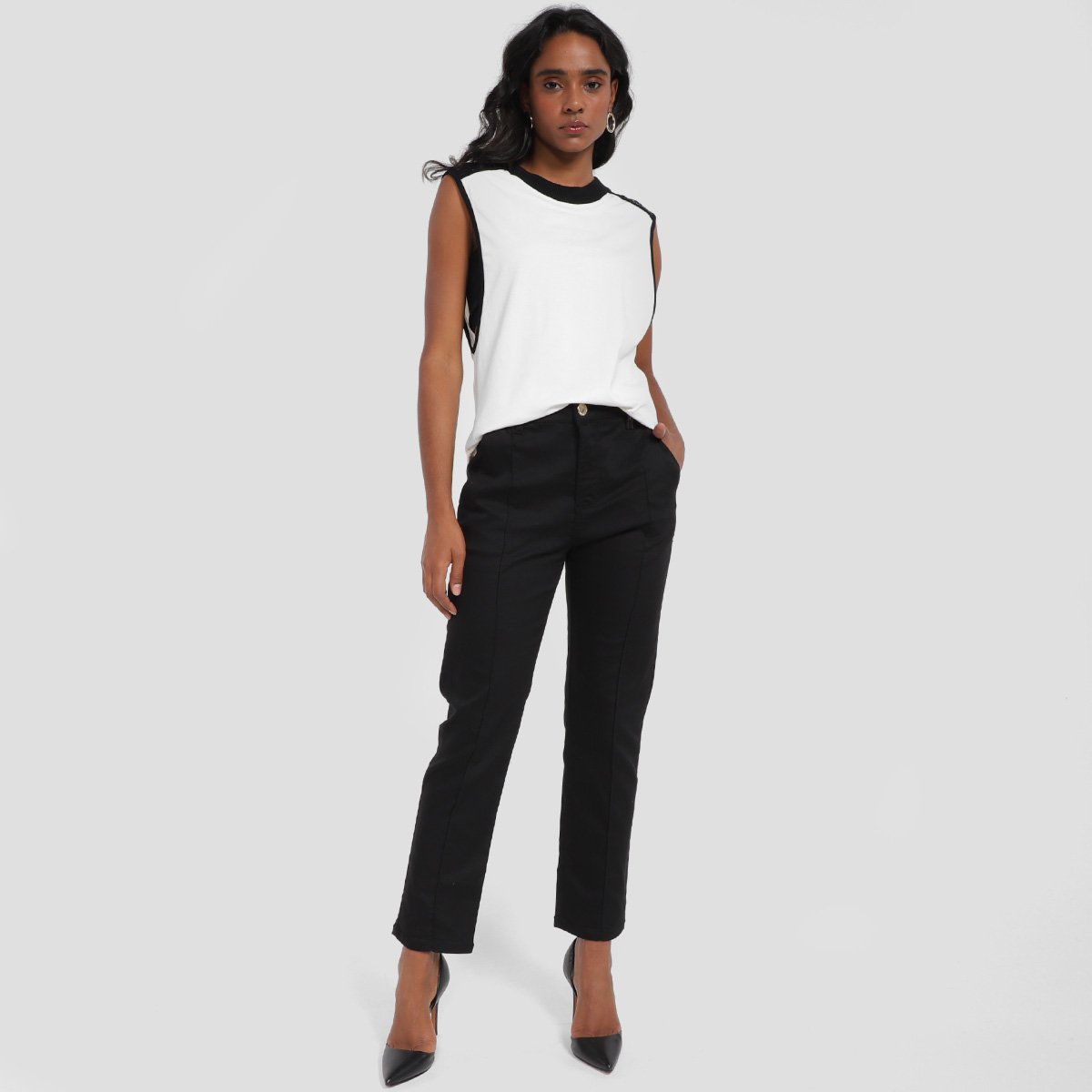 Regata Morena Rosa Cavada c/ Top Feminina - Tam: G - 4