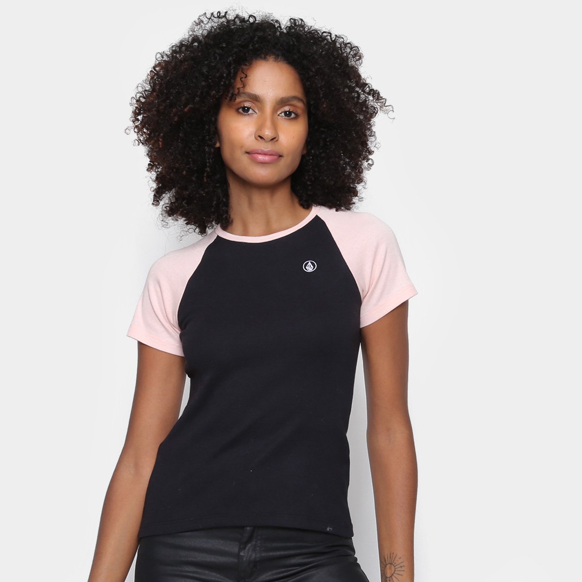 Camiseta Volcom Raglan Lived In Lounge Feminina